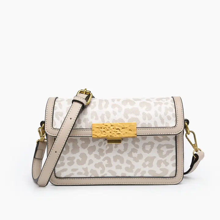 Elizabeth Straw Crossbody Bag – Lock Closure