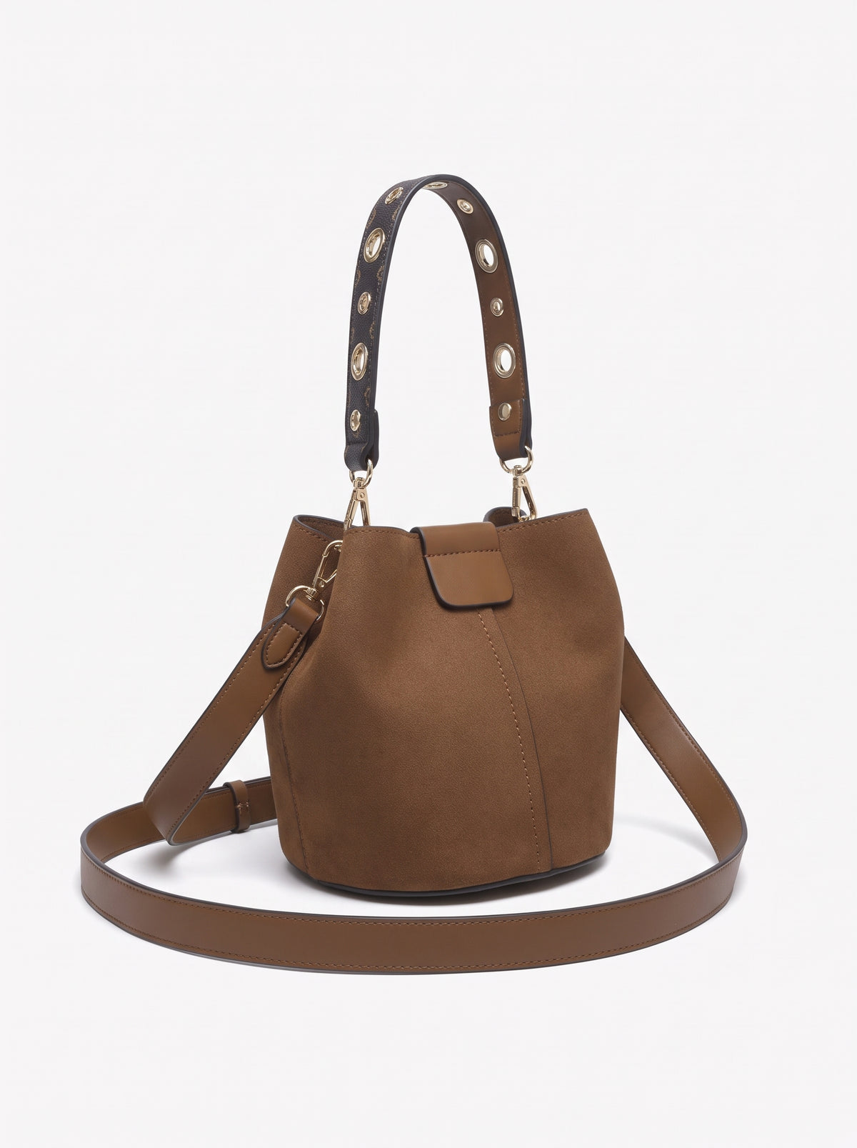 Bucket Bag — Three-Quarter Studio View | Generated by Modelize